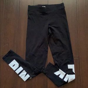 PRICE REDUCTION 🤩 PINK VS black leggings 💋 sz small